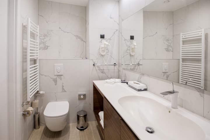 Marvie Hotel & Health