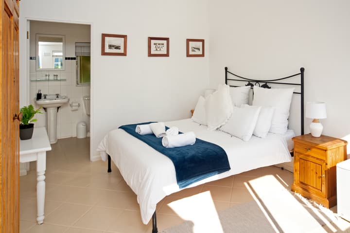 Boulders Beach Hotel and Restaurant