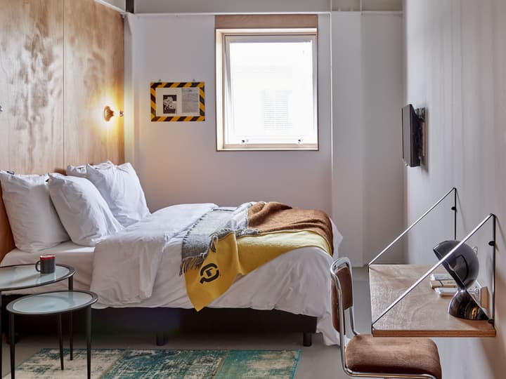 Q-Factory Hotel
