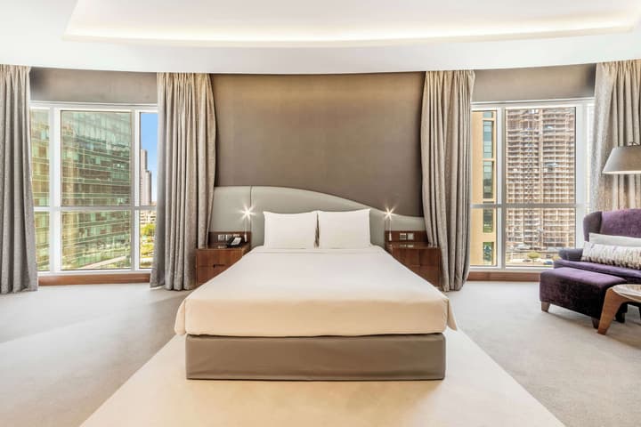 Radisson Blu Hotel Dubai Waterfront