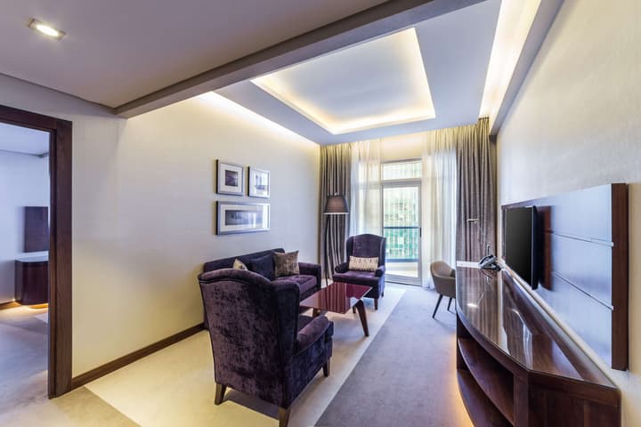 Radisson Blu Hotel Dubai Waterfront