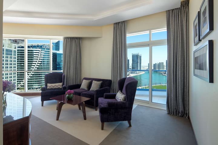 Radisson Blu Hotel Dubai Waterfront