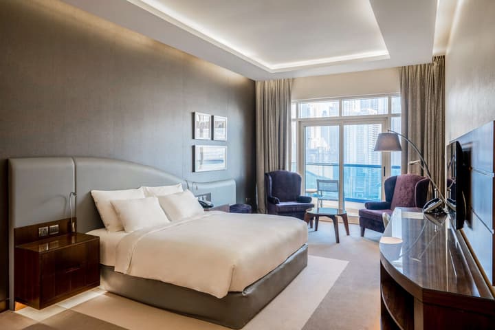 Radisson Blu Hotel Dubai Waterfront