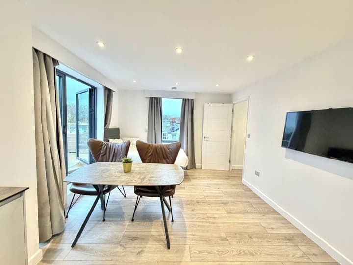 Hampton Suites Serviced Apartments