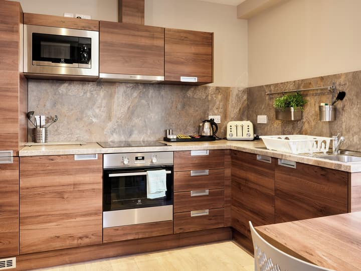 Hampton Suites Serviced Apartments