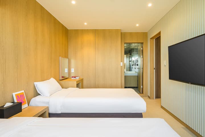 Ocean to you Resort Sokcho Seorak Beach Hotel and condo