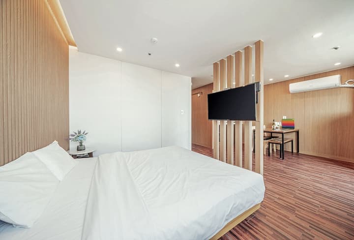 Ocean to you Resort Sokcho Seorak Beach Hotel and condo