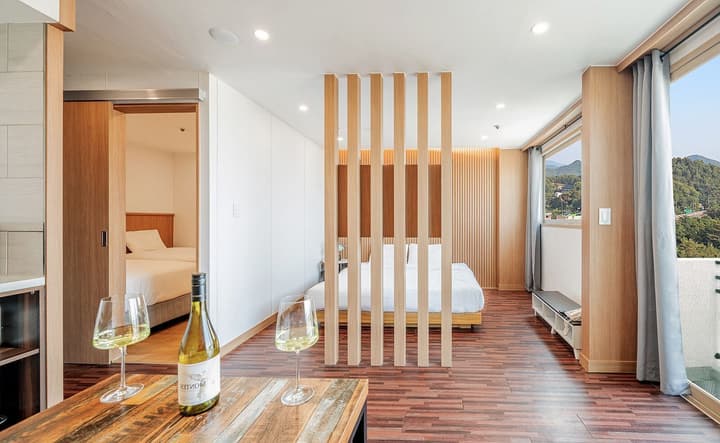Ocean to you Resort Sokcho Seorak Beach Hotel and condo