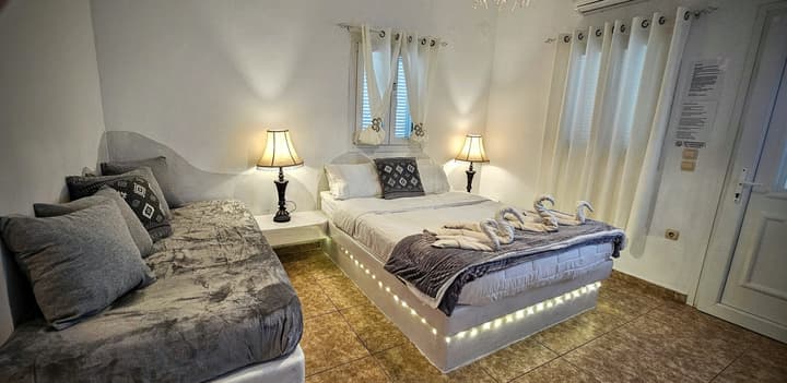Pleasure Beachside Studios