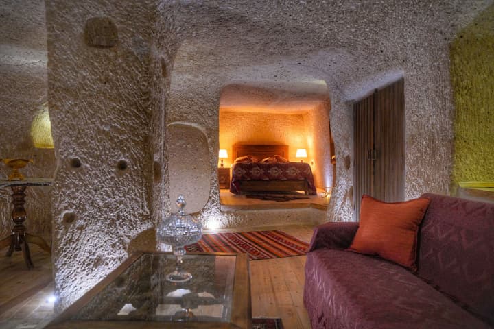 Takaev Cave House