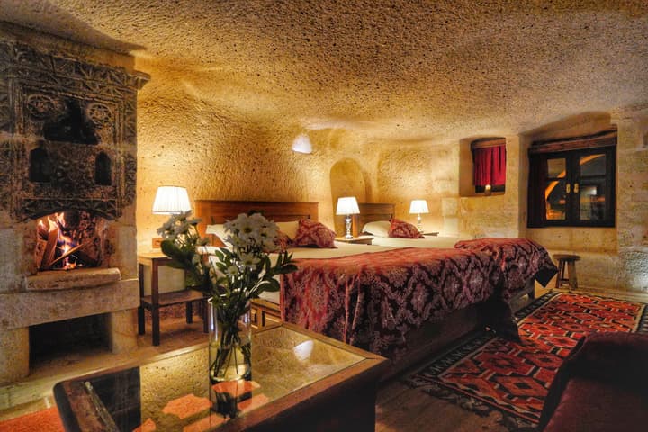 Takaev Cave House