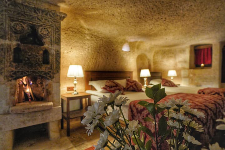 Takaev Cave House