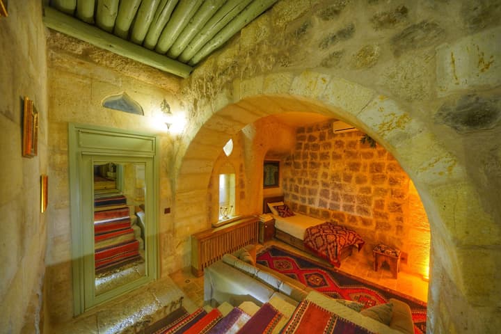 Takaev Cave House