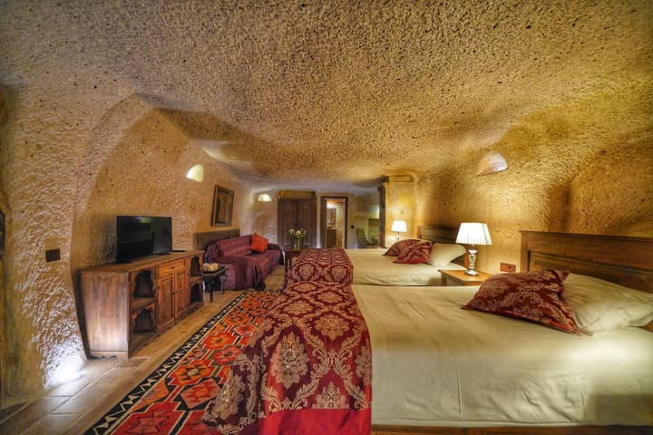 Takaev Cave House