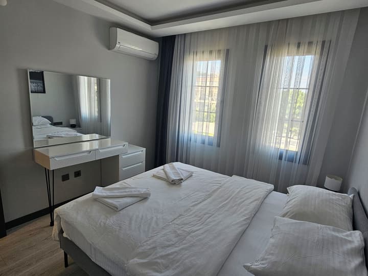 Cicek Apart Hotel
