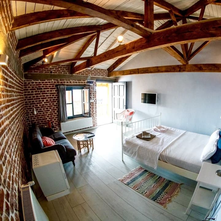 Attalos Suites Hotel