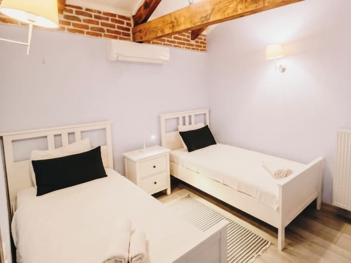 Attalos Suites Hotel