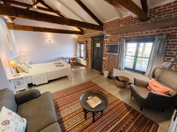 Attalos Suites Hotel