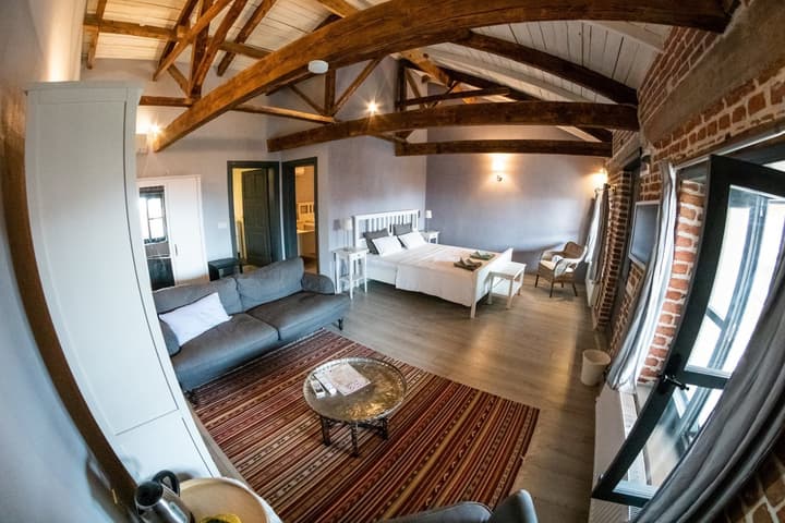 Attalos Suites Hotel