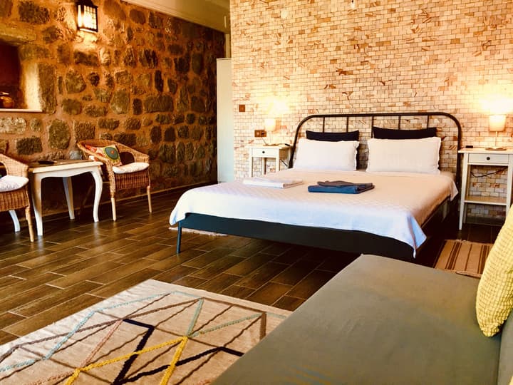 Attalos Suites Hotel