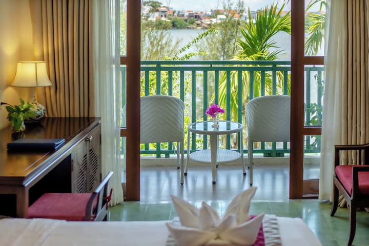 Lantana Riverside Hoi An Hotel