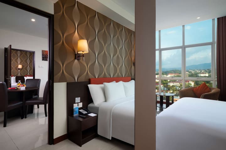 Best Western The Lagoon Hotel