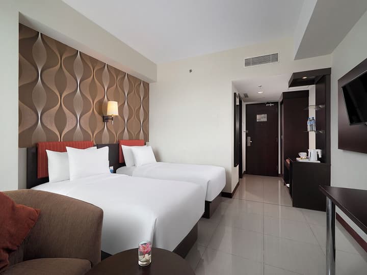 Best Western The Lagoon Hotel
