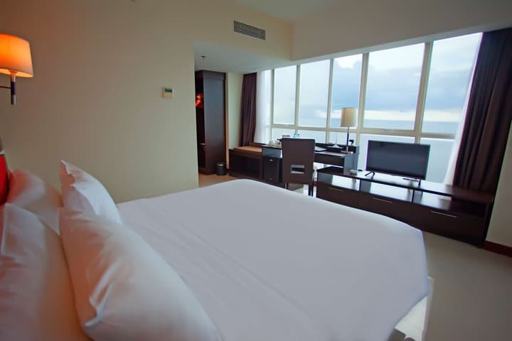 Best Western The Lagoon Hotel