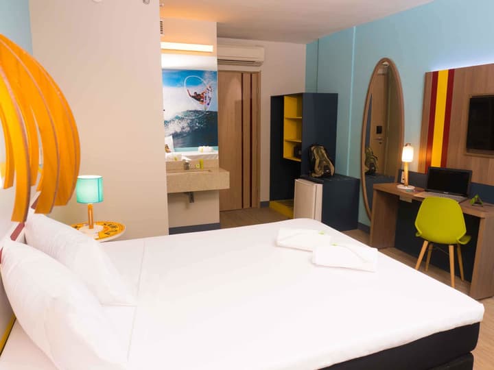 Golden Tulip Guarujá