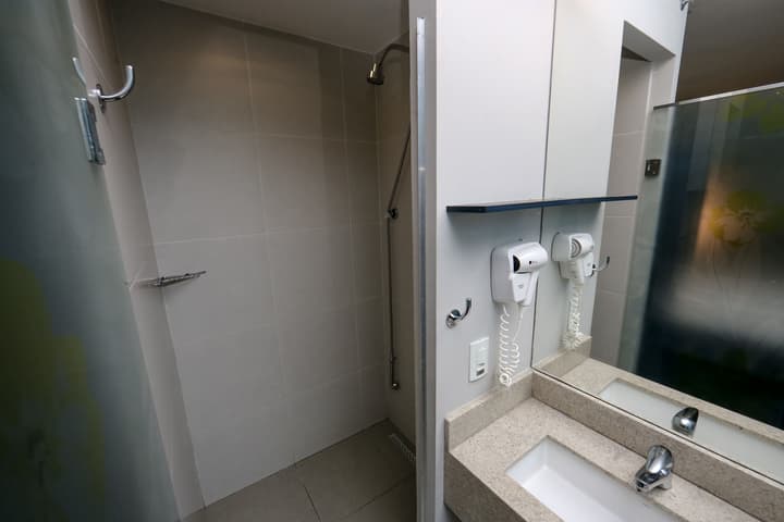Golden Tulip Guarujá