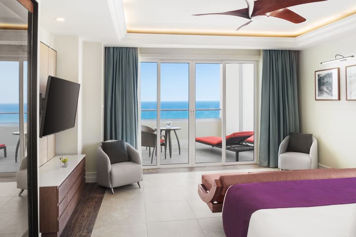 Jewel Grande Montego Bay Resort & Spa – All Inclusive