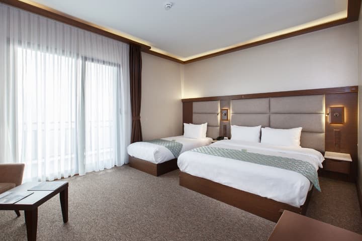 Sera Lake Resort Hotel Spa & Aparts