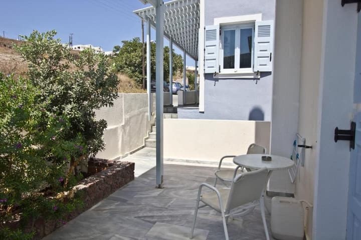 Erato Apartments