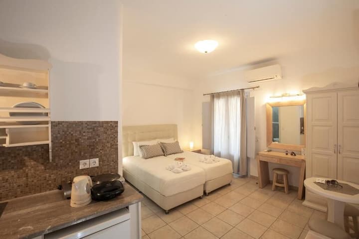 Erato Apartments