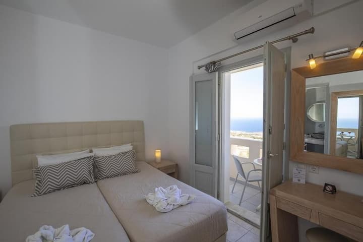 Erato Apartments