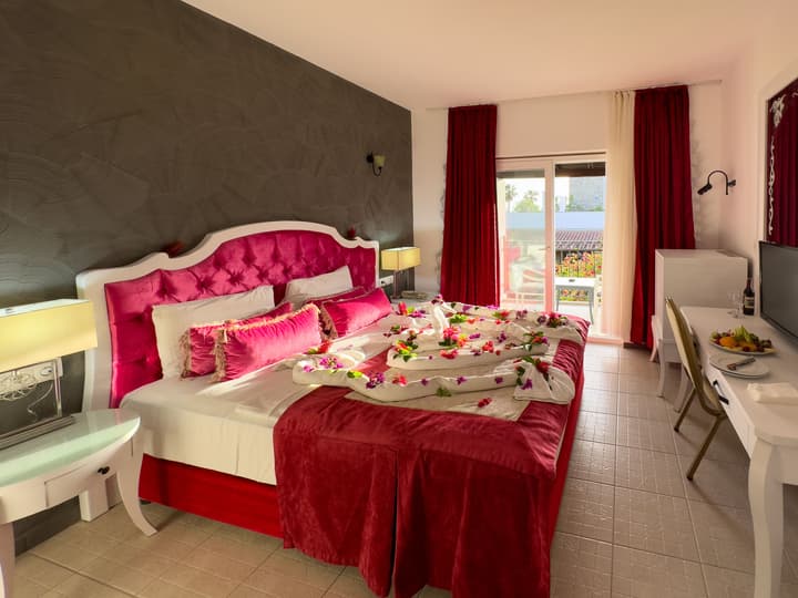 Tiana Beach Resort - All Inclusive