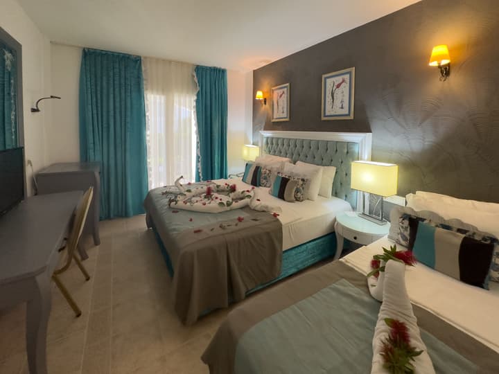 Tiana Beach Resort - All Inclusive