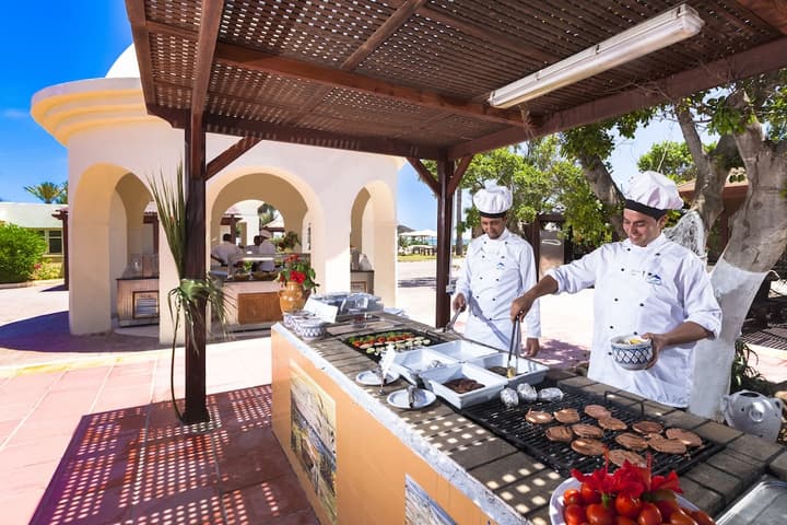 CALIMERA Delfino Beach Resort & Spa 