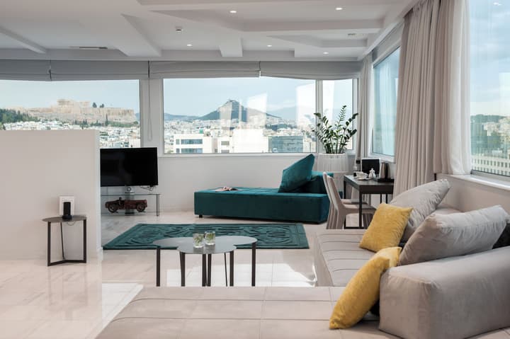 Athenaeum Grand Hotel