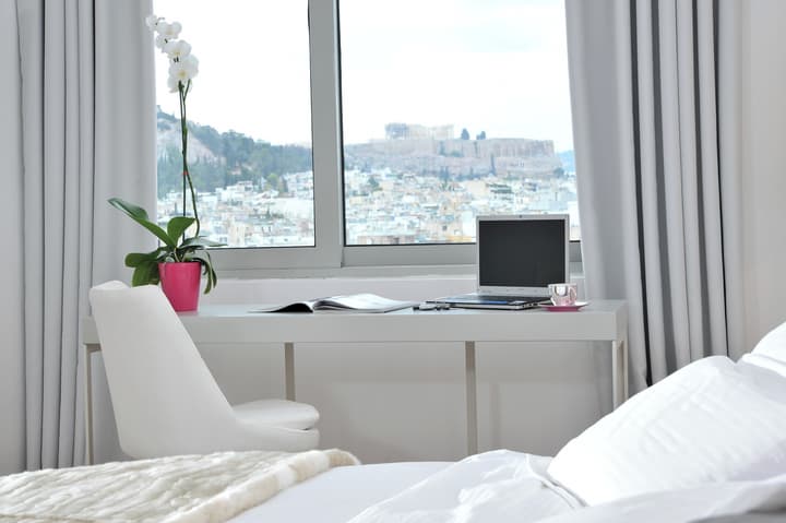 Athenaeum Grand Hotel