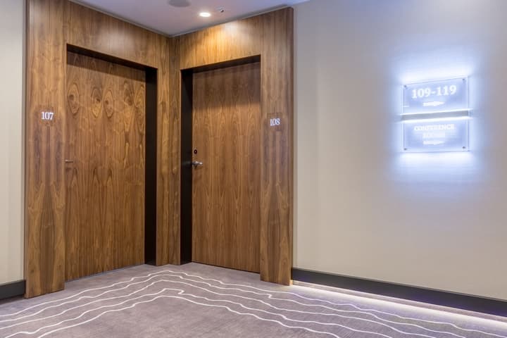 Grand Ascot Hotel