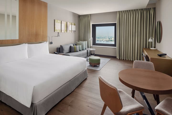 Holiday Inn & Suites Dubai Festival City by IHG