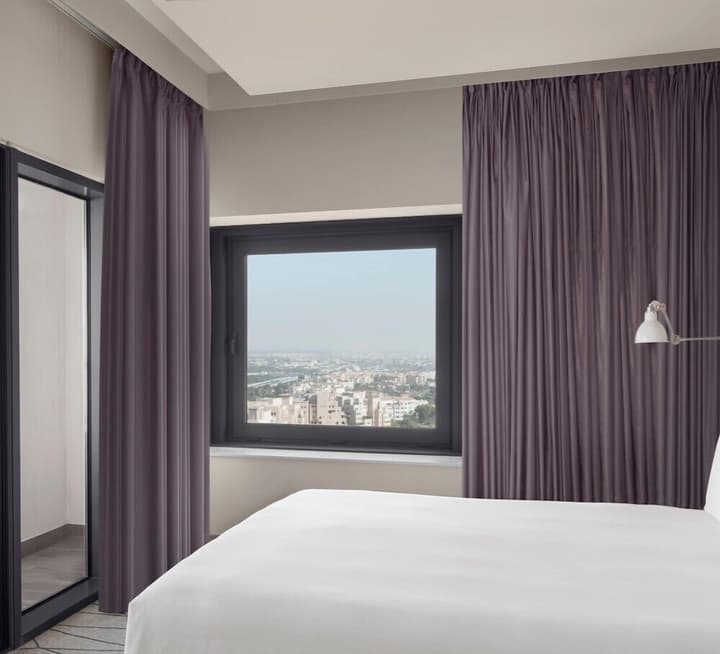 Holiday Inn & Suites Dubai Festival City by IHG