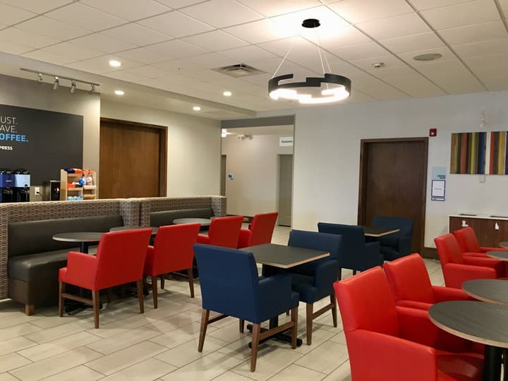 Holiday Inn Express Grand Island - Niagara Falls by IHG