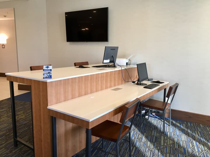 Holiday Inn Express Grand Island - Niagara Falls by IHG