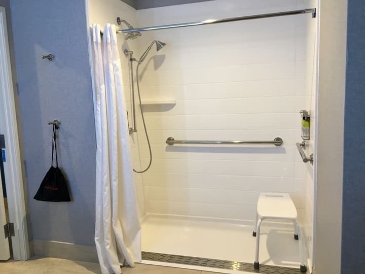Holiday Inn Express Grand Island - Niagara Falls by IHG