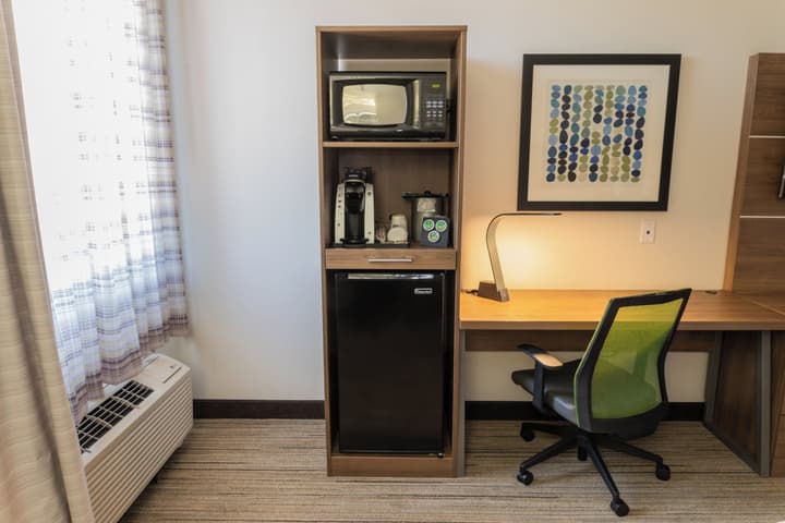 Holiday Inn Express Grand Island - Niagara Falls by IHG