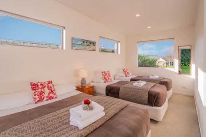 Tatahi Lodge Beach Resort