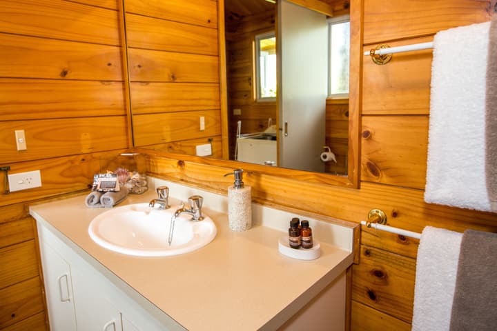 Tatahi Lodge Beach Resort