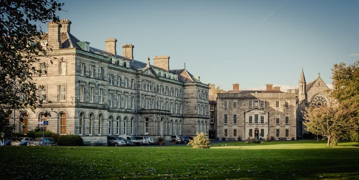 DCU Rooms at All Hallows College - Hostel